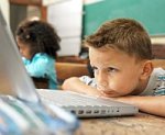 enfant-internet-école-apprentissage-médiologie